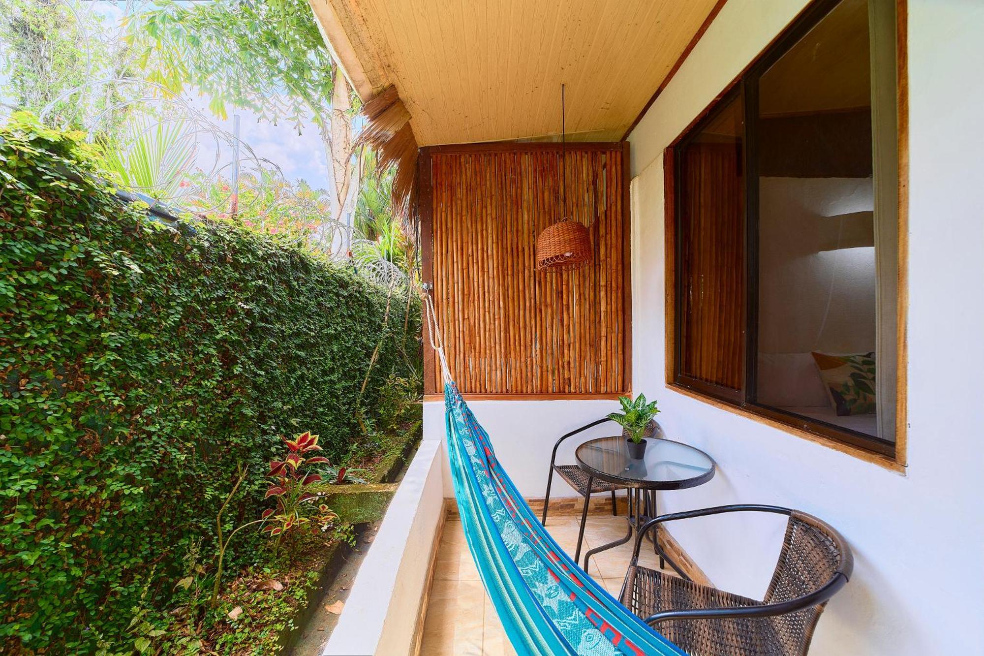 Cabinas Montesol Puerto Viejo de Talamanca Ngoại thất bức ảnh