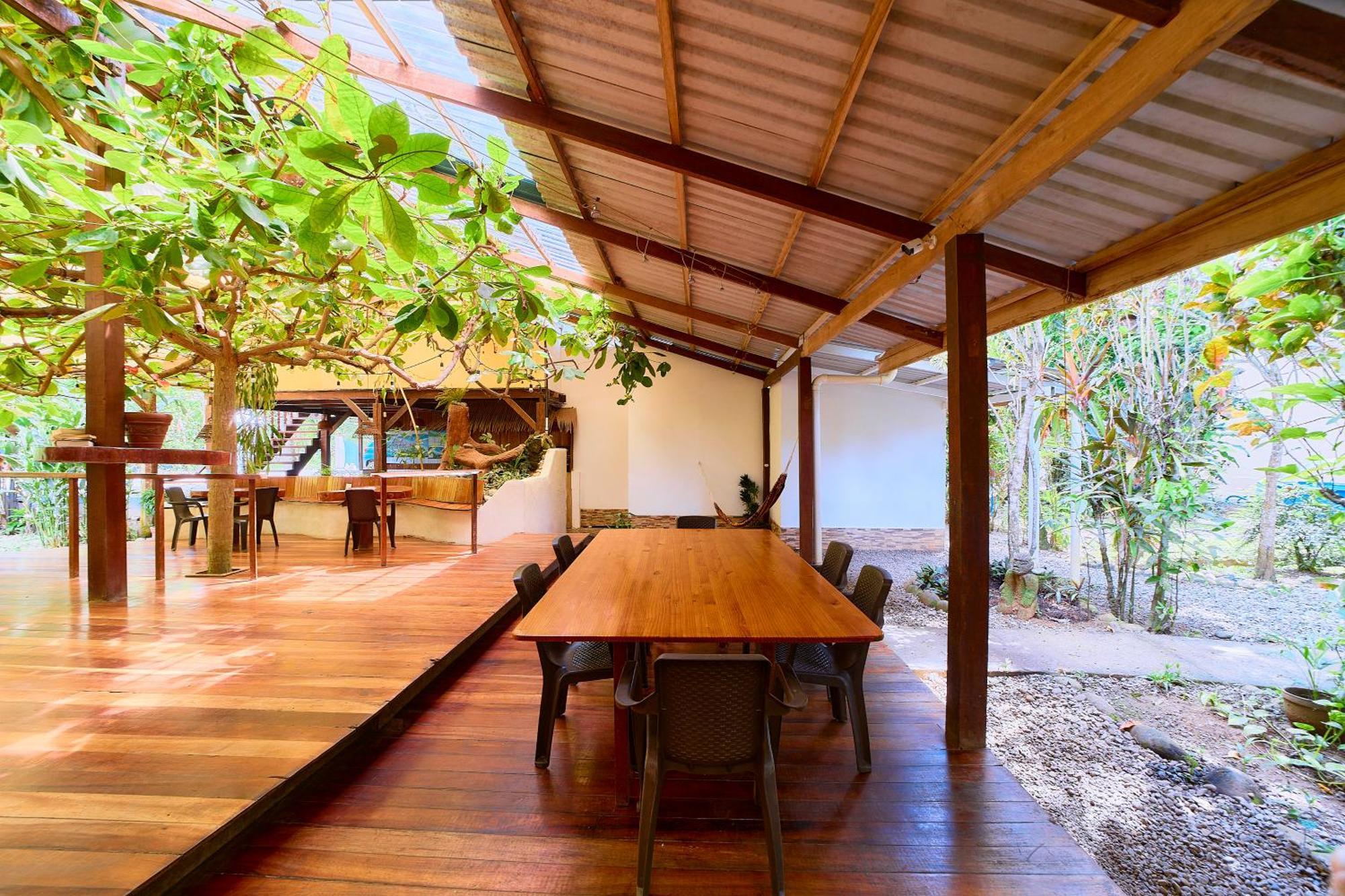 Cabinas Montesol Puerto Viejo de Talamanca Ngoại thất bức ảnh