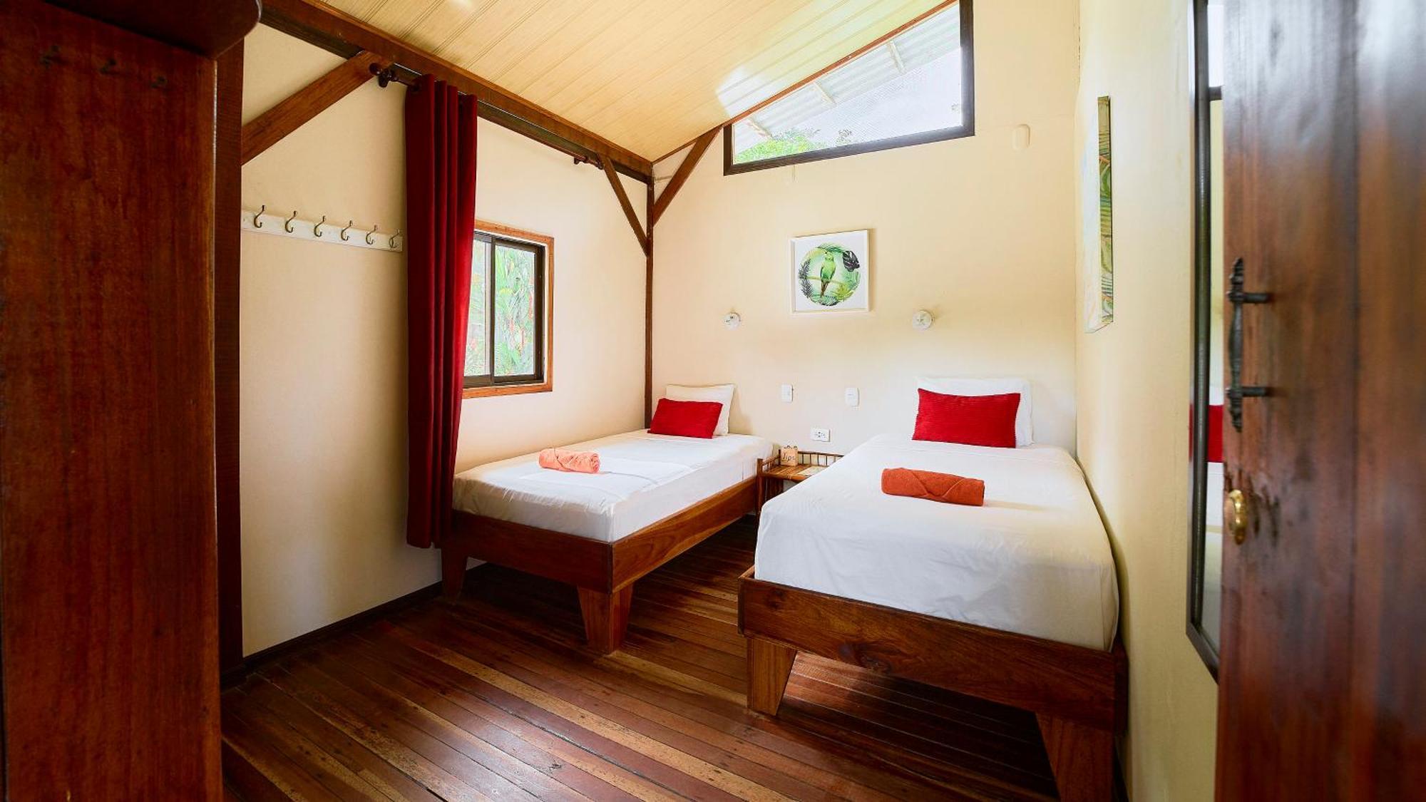 Cabinas Montesol Puerto Viejo de Talamanca Ngoại thất bức ảnh