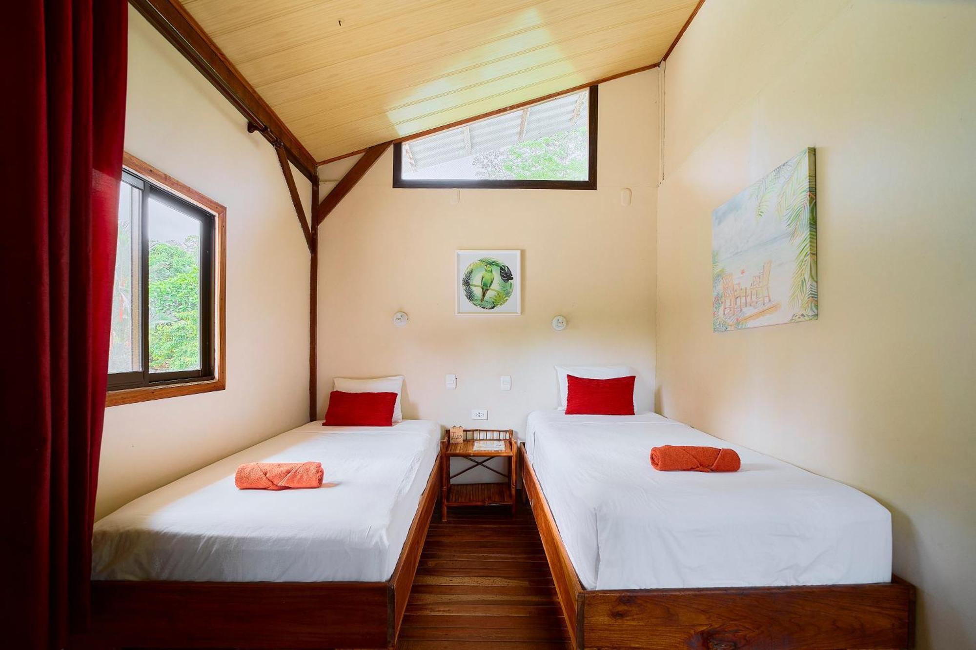 Cabinas Montesol Puerto Viejo de Talamanca Ngoại thất bức ảnh