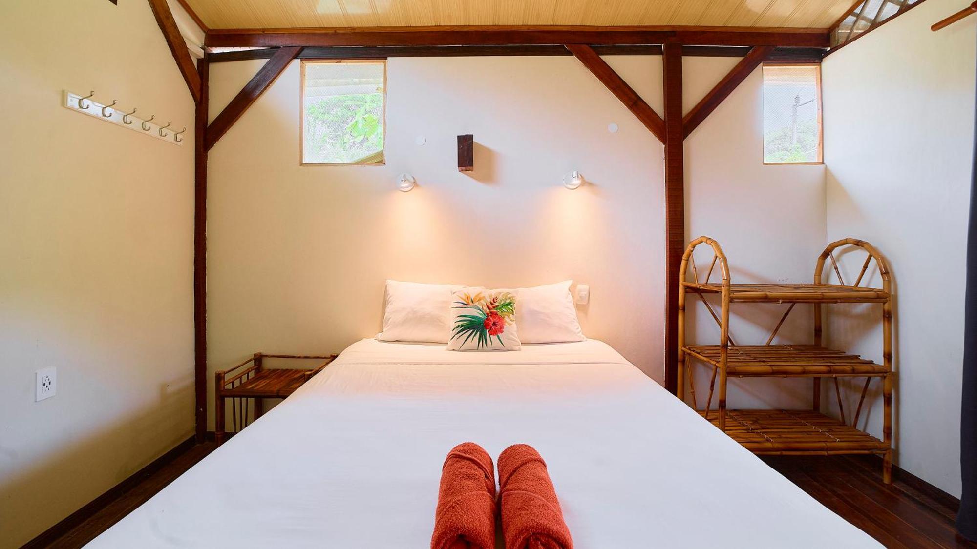 Cabinas Montesol Puerto Viejo de Talamanca Ngoại thất bức ảnh