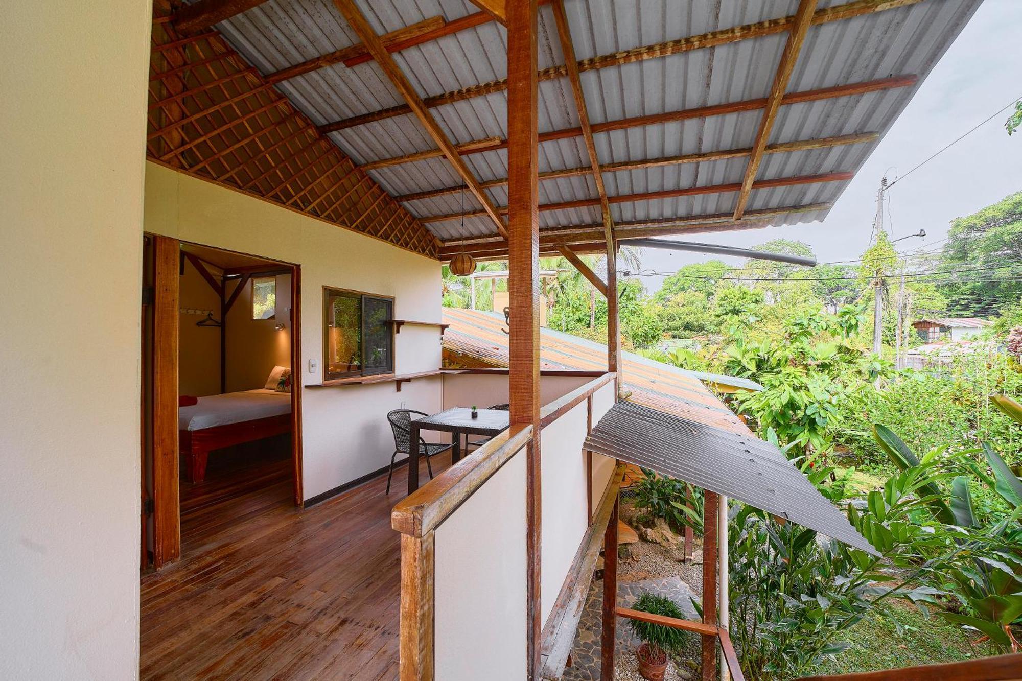 Cabinas Montesol Puerto Viejo de Talamanca Ngoại thất bức ảnh
