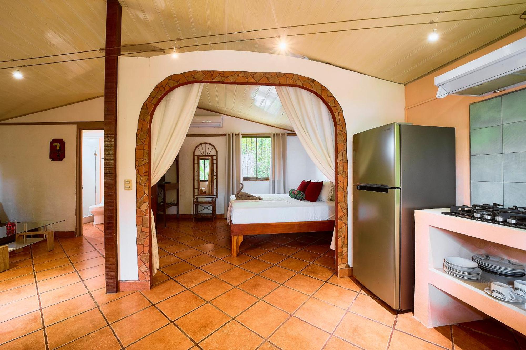 Cabinas Montesol Puerto Viejo de Talamanca Ngoại thất bức ảnh