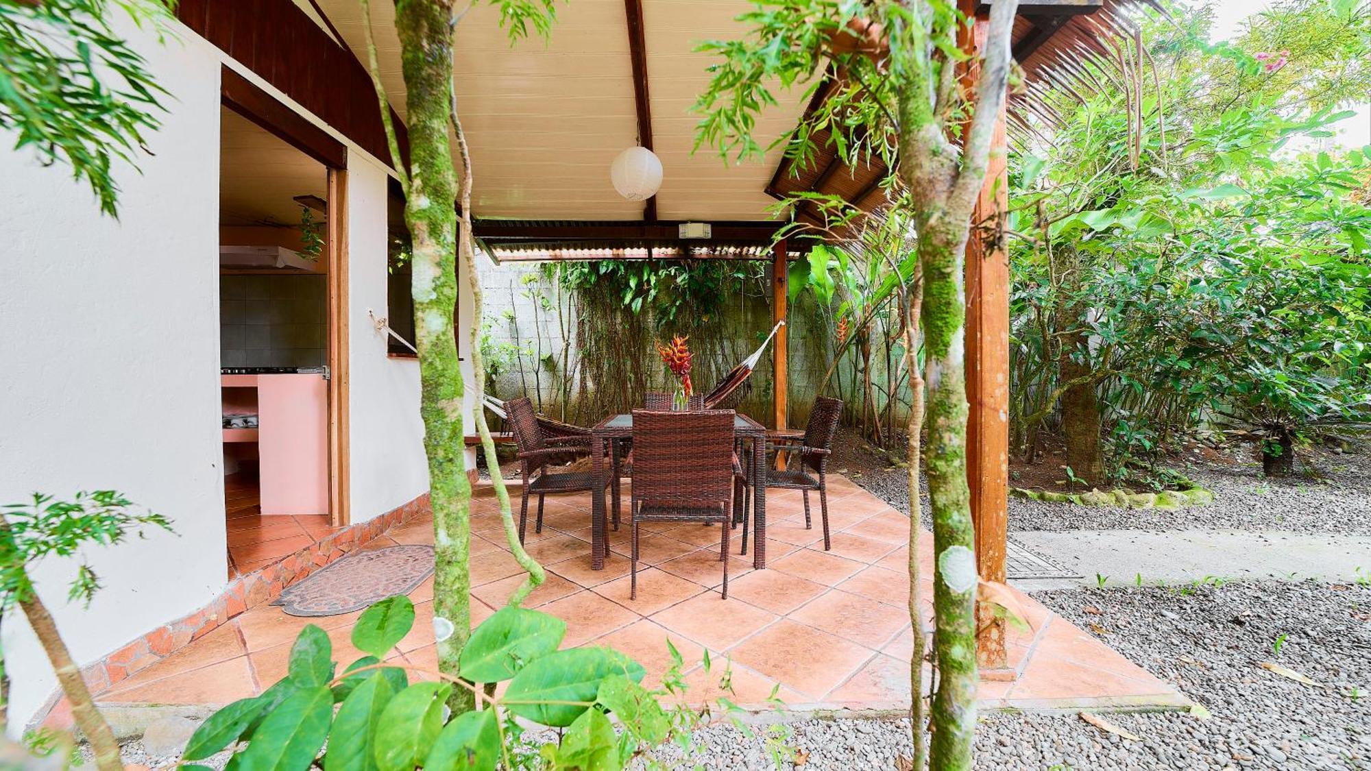 Cabinas Montesol Puerto Viejo de Talamanca Ngoại thất bức ảnh