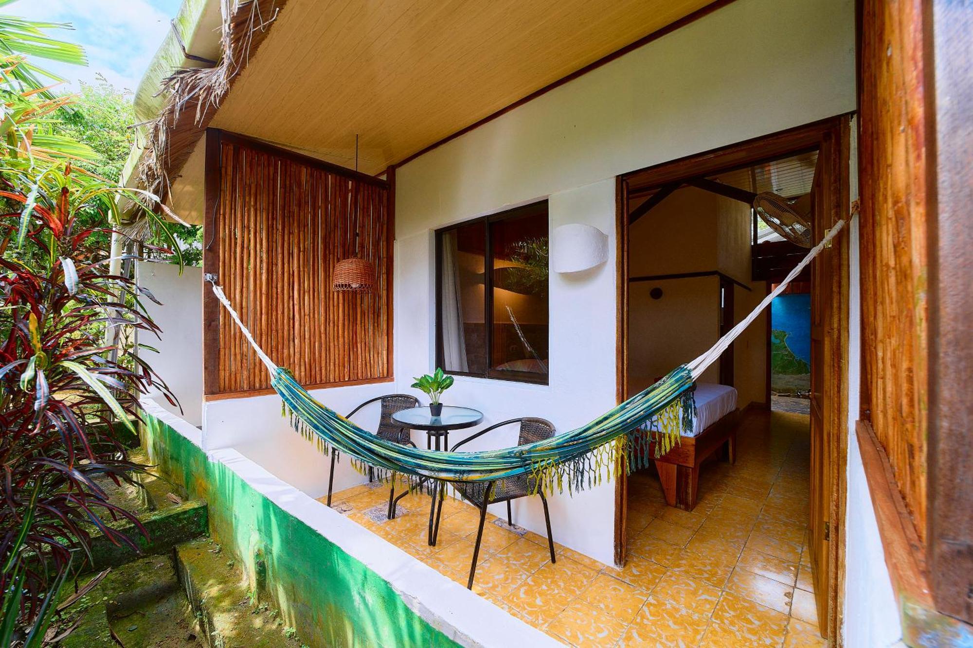 Cabinas Montesol Puerto Viejo de Talamanca Ngoại thất bức ảnh